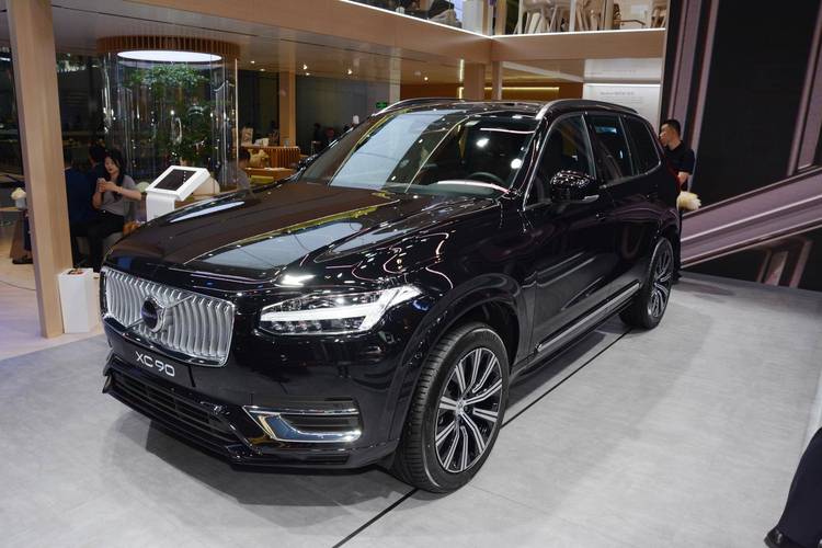 聊城地区沃尔沃XC90降价狂潮，最高优惠达17.49万！